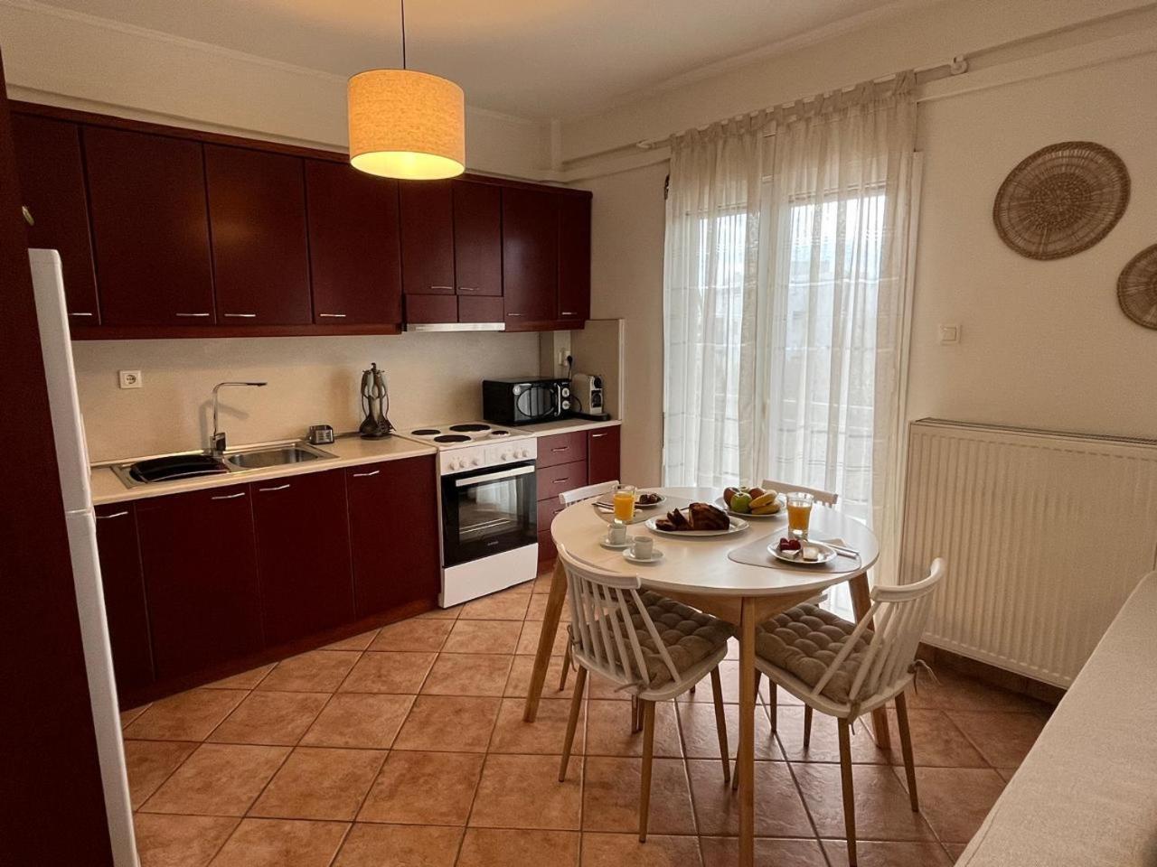 Marousi Cozy Apartment Athena Bagian luar foto