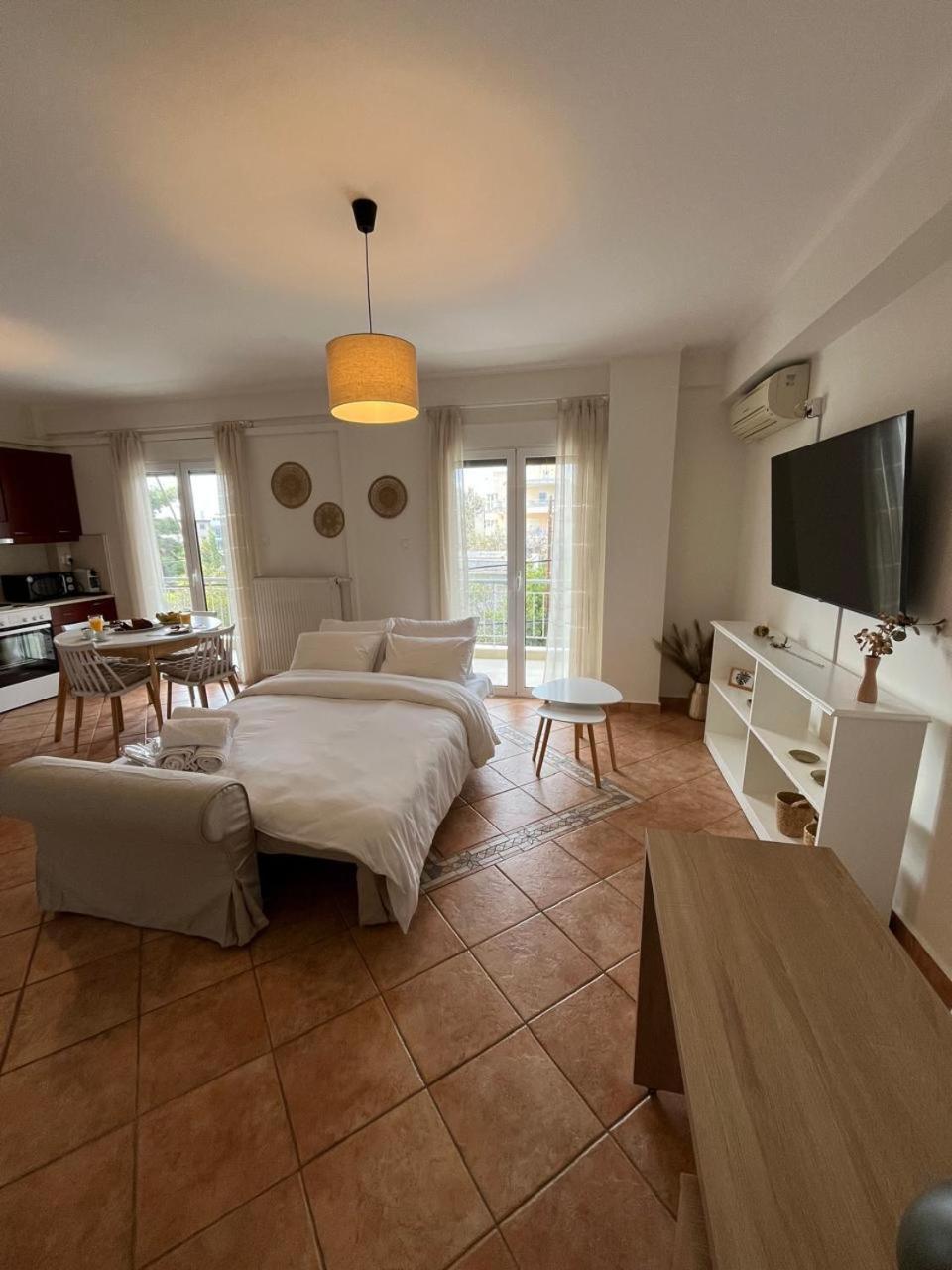 Marousi Cozy Apartment Athena Bagian luar foto